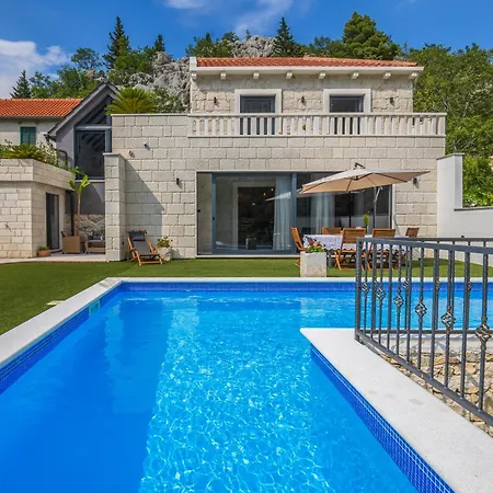 Будинок відпочинку Stone Haven Svinisce